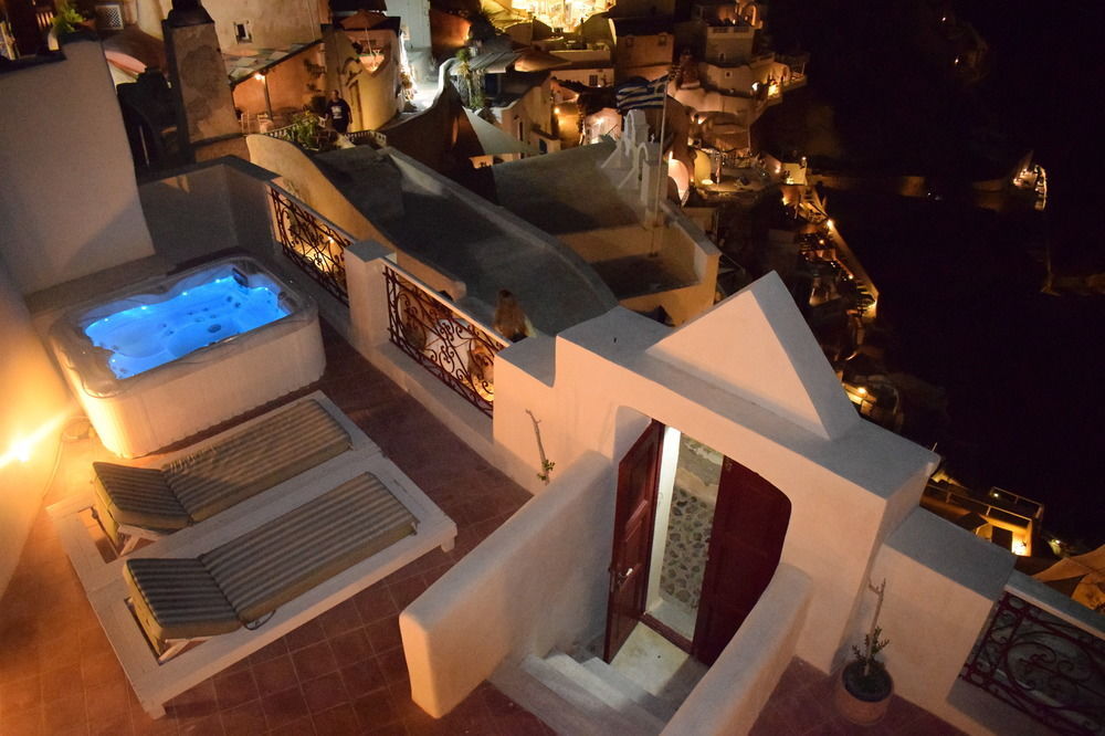 Poseidon Mansion Sunset Villa Oia  Exterior photo